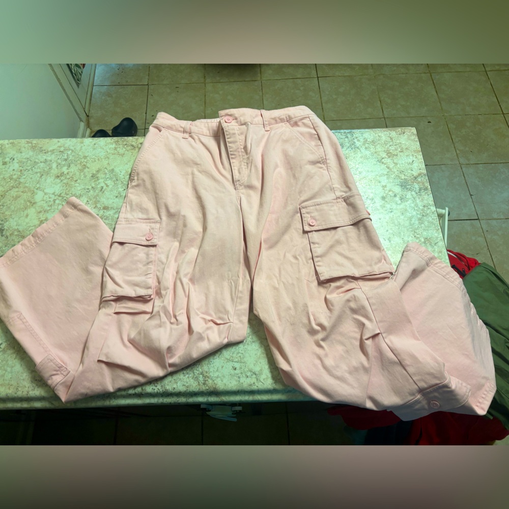 Wild Fable Cargo Pants *Sold*
